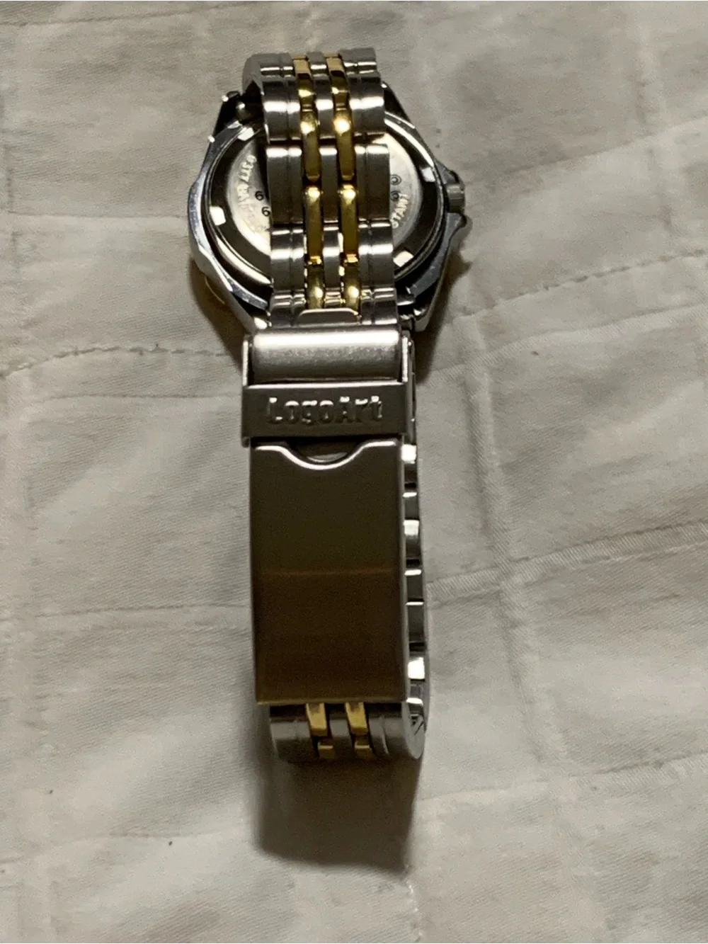 LogoArt New York Yankees Two-Tone Stainless Steel Bracelet Watch for Women
